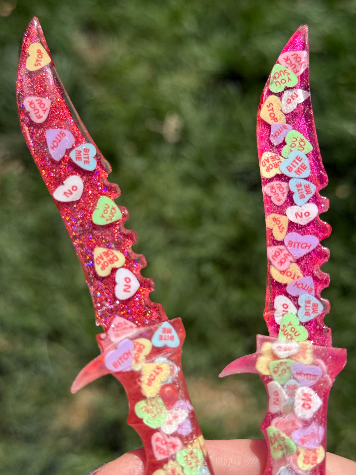 Hater Anti Valentines Heart Glitter Resin Fake Dagger