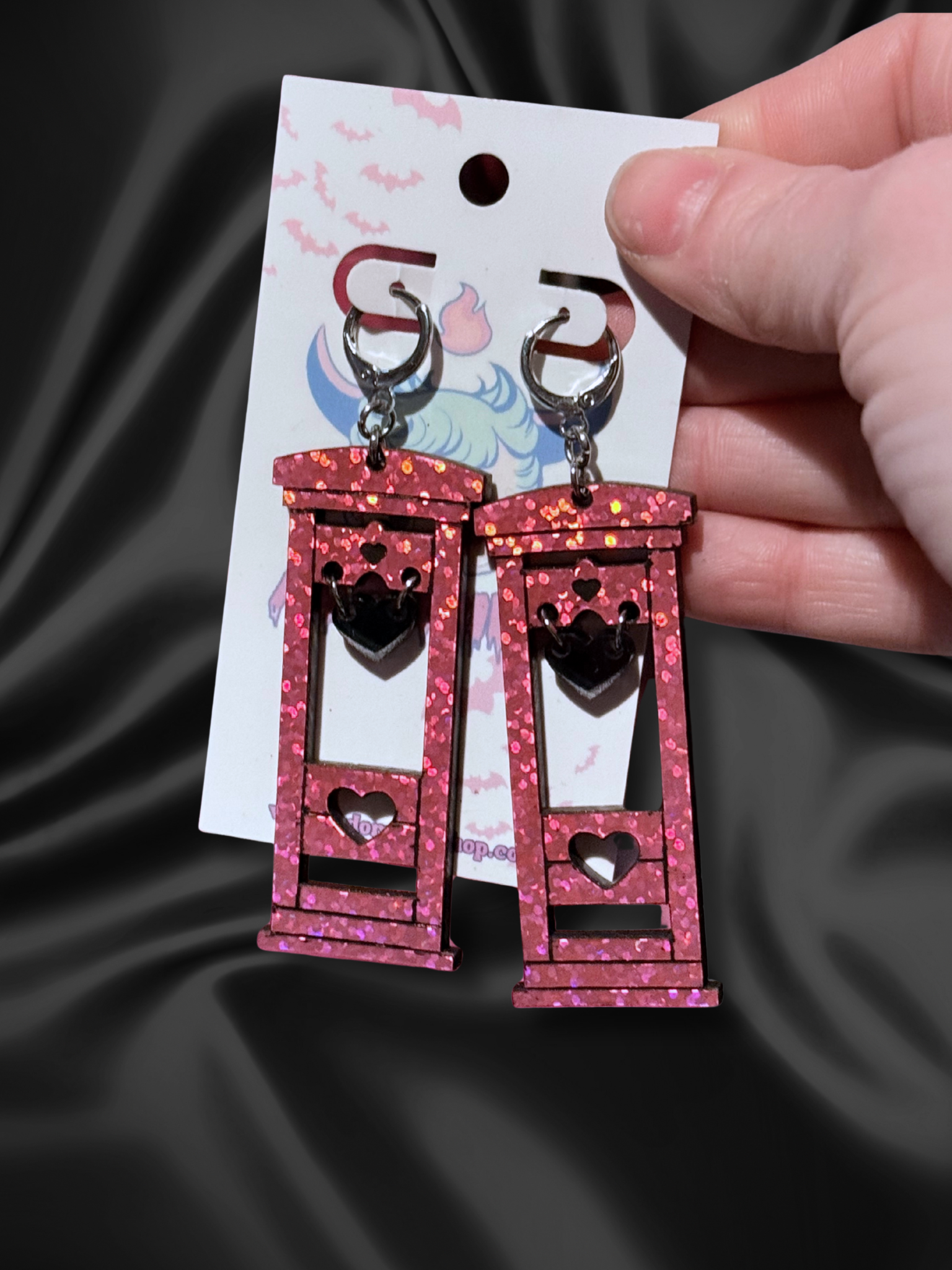 Heart Guillotine Earrings - Adorrible