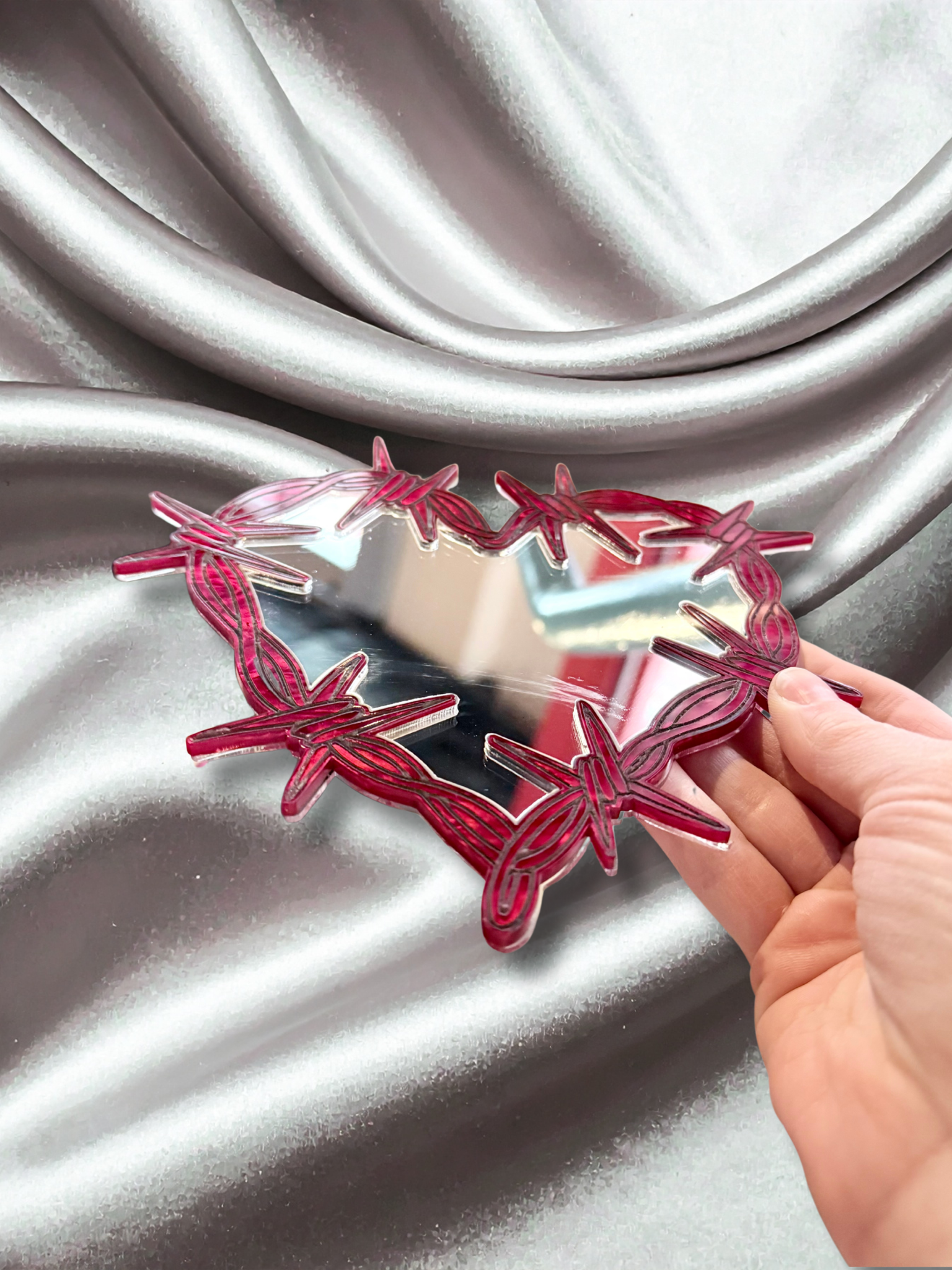 Barbed Wire Heart Wall Mirrors - Adorrible