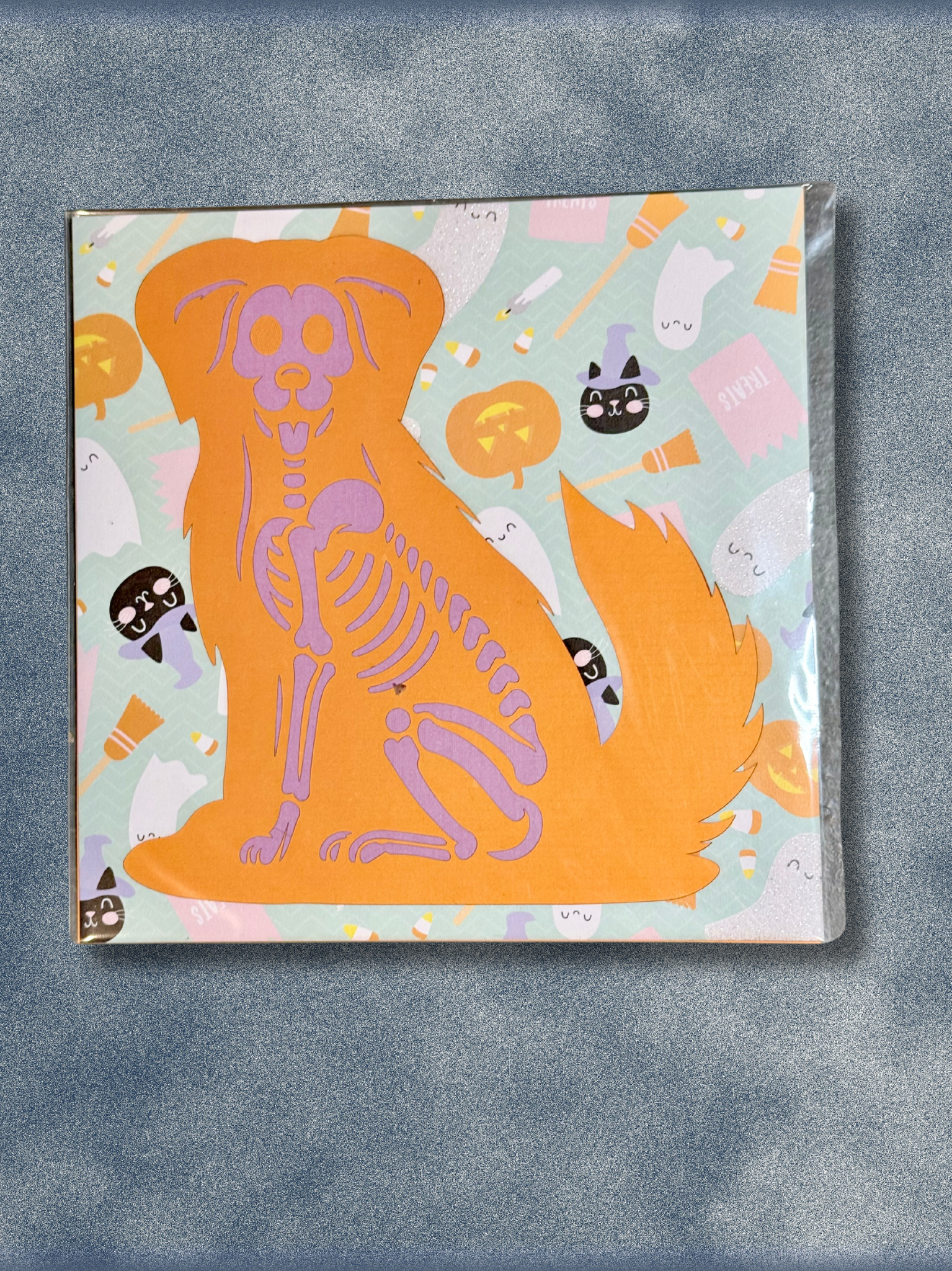 Adorrible dog layered paper 3D art featuring a detailed, multi-dimensional paper sculpture of a dog on a white background.