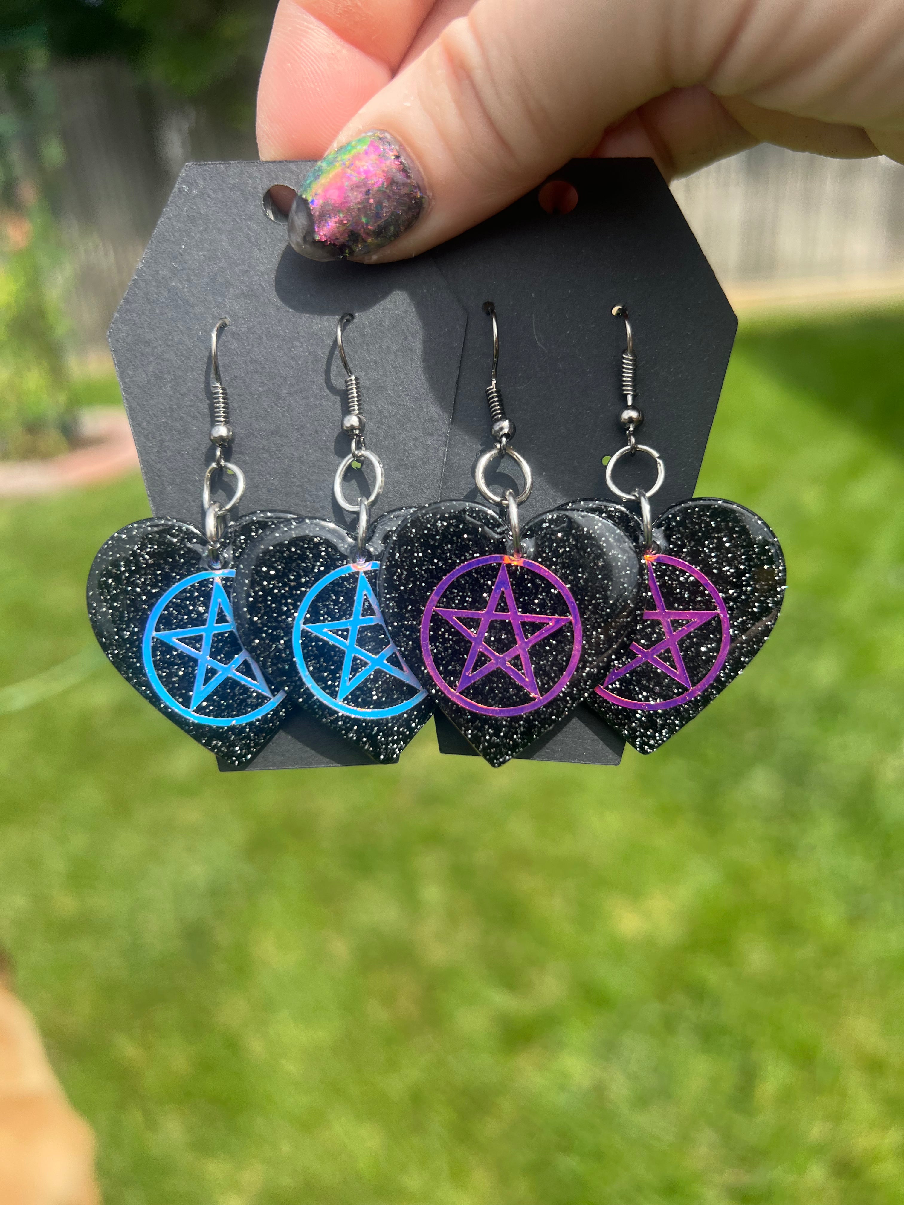 Holographic Pentagram Heart Earrings - Adorrible